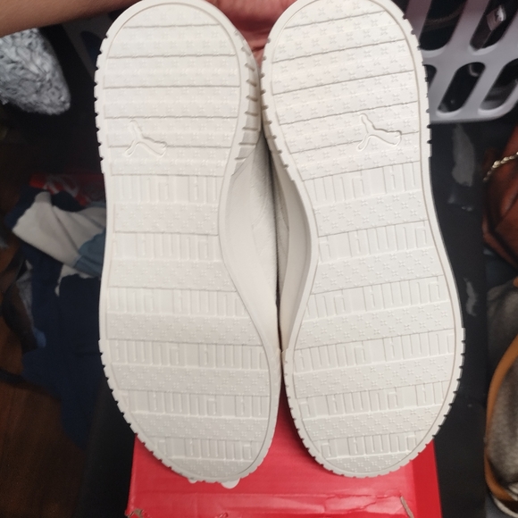 NIB pumas - Picture 5 of 10